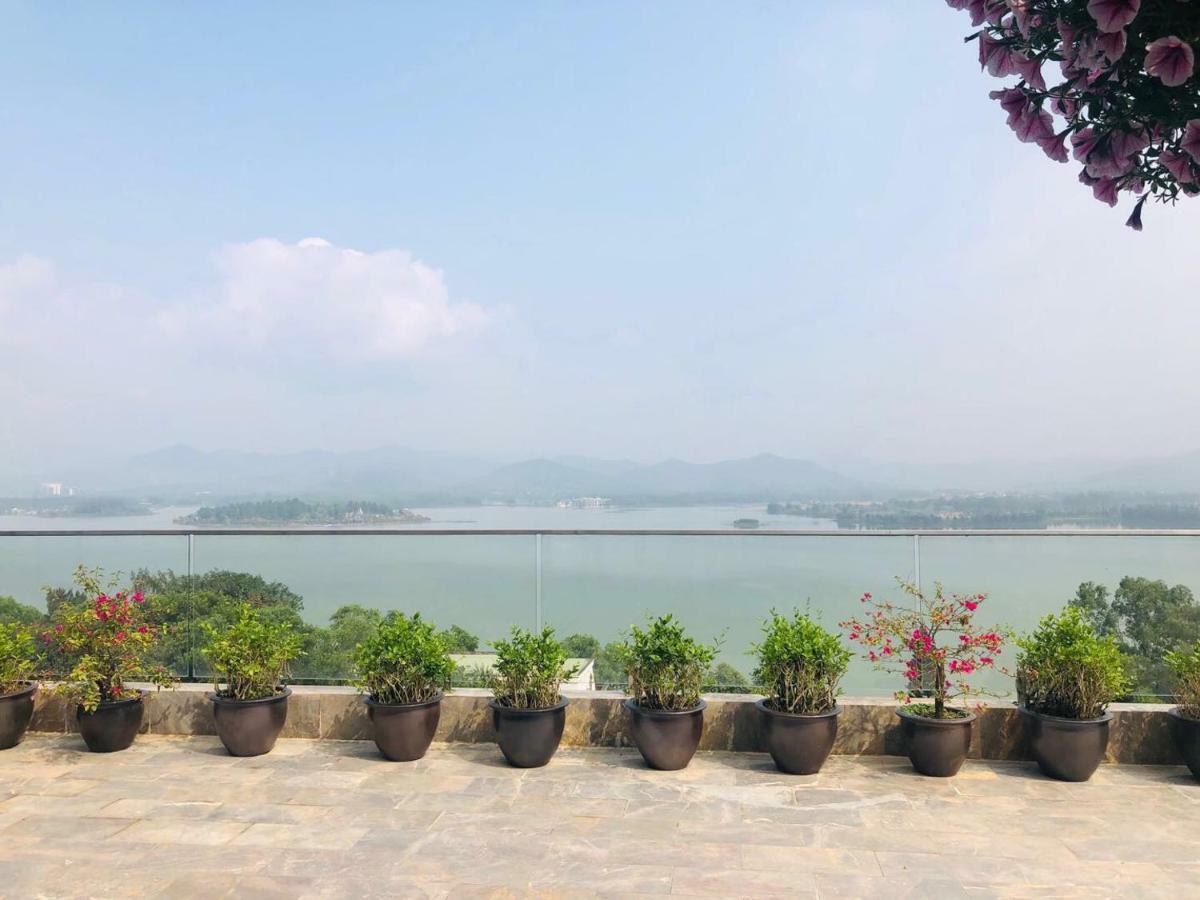 Lakeside Dailai Hotel Phuc Yen Eksteriør billede